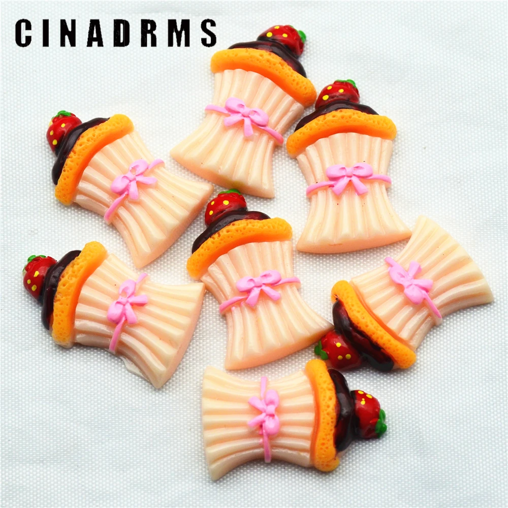 

10 шт., 18 мм х 29 мм, полимерные украшения для торта с плоской задней стороной в виде клубники | Украшения для торта для вечевечерние | Миниатюры ...