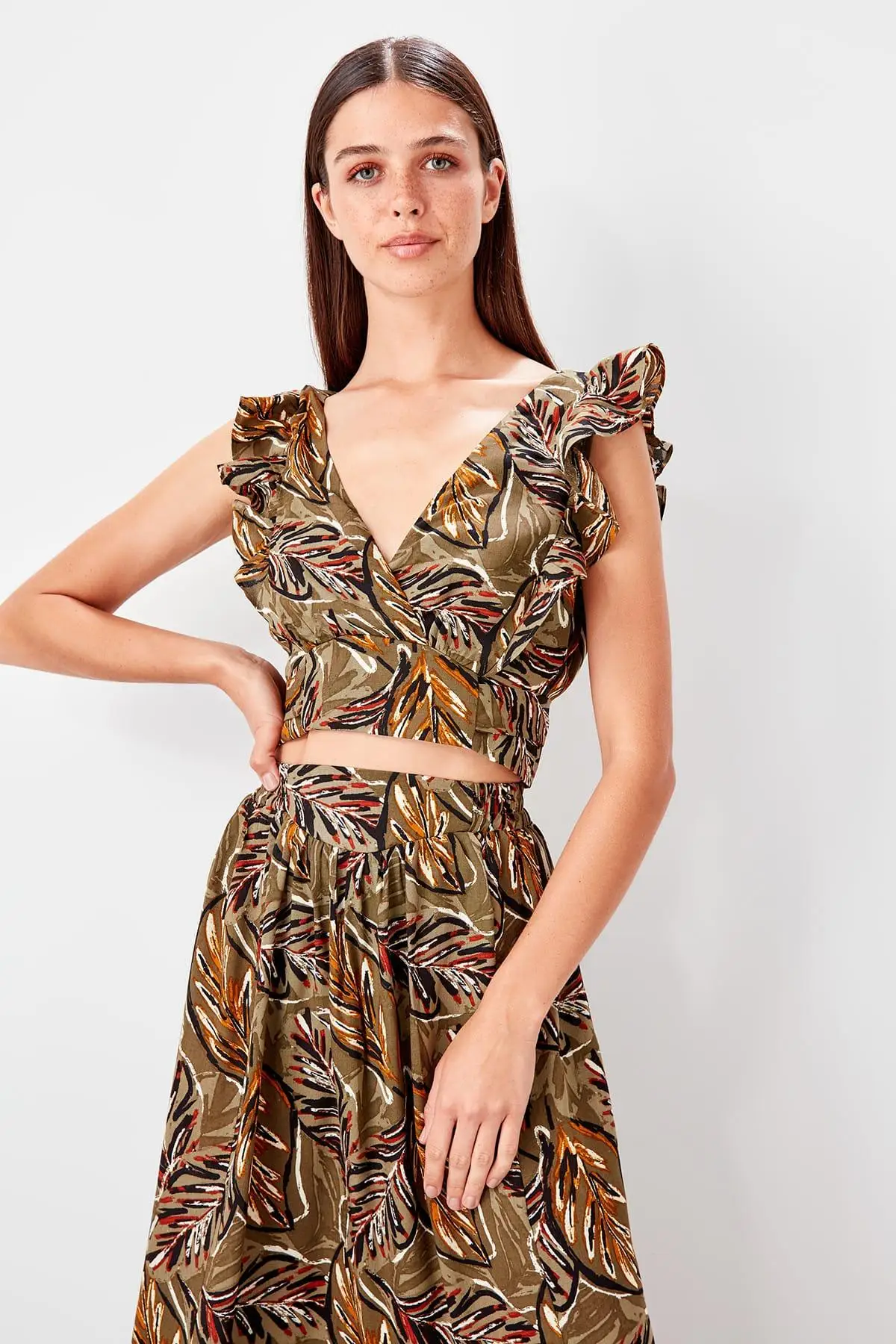 Trendyol/костюмы цвета хаки с цветочным узором TBESS19BB0247|Спортивные костюмы| |
