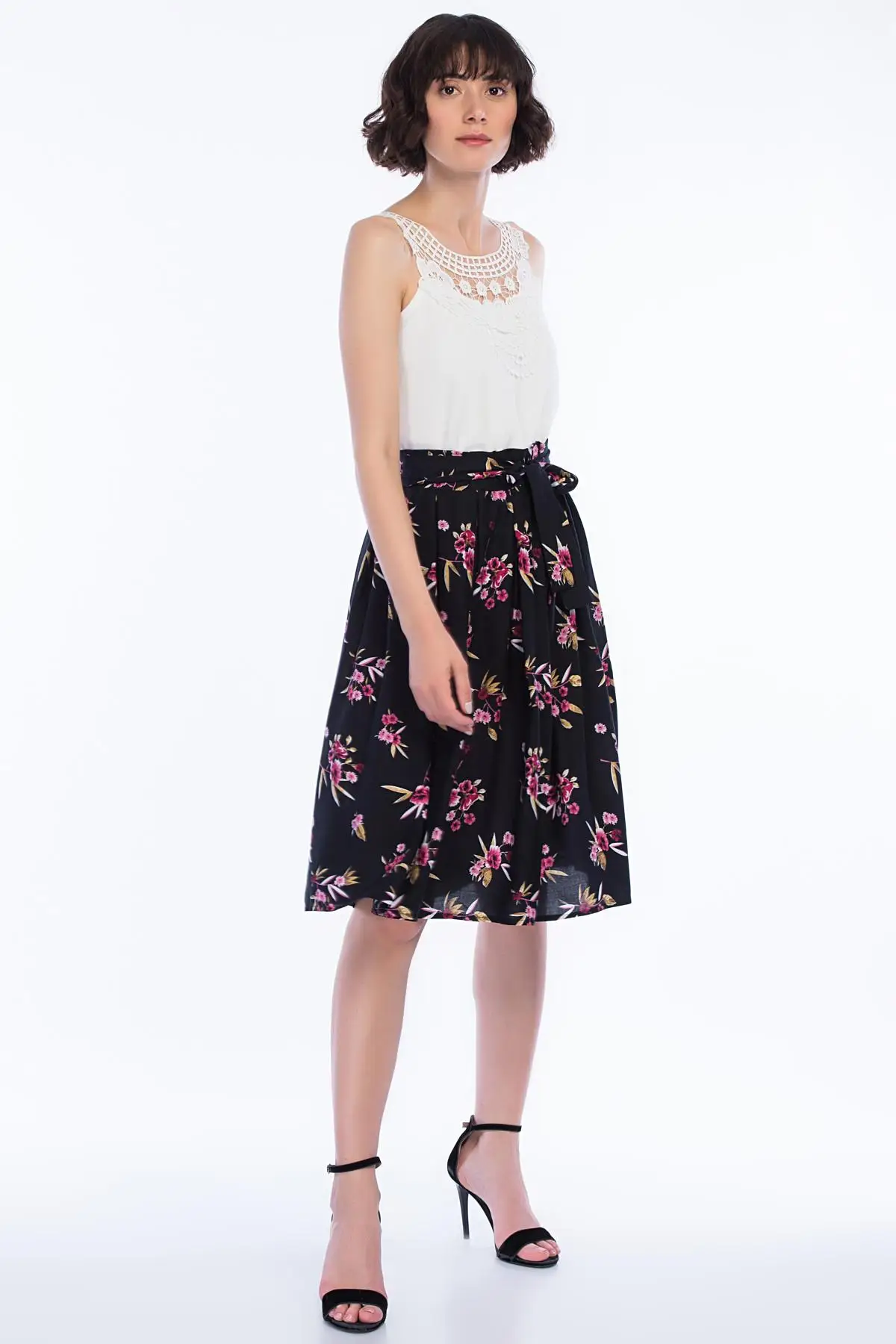 Хлопковое настроение Женская темно синяя Цветочная вискоза тканая