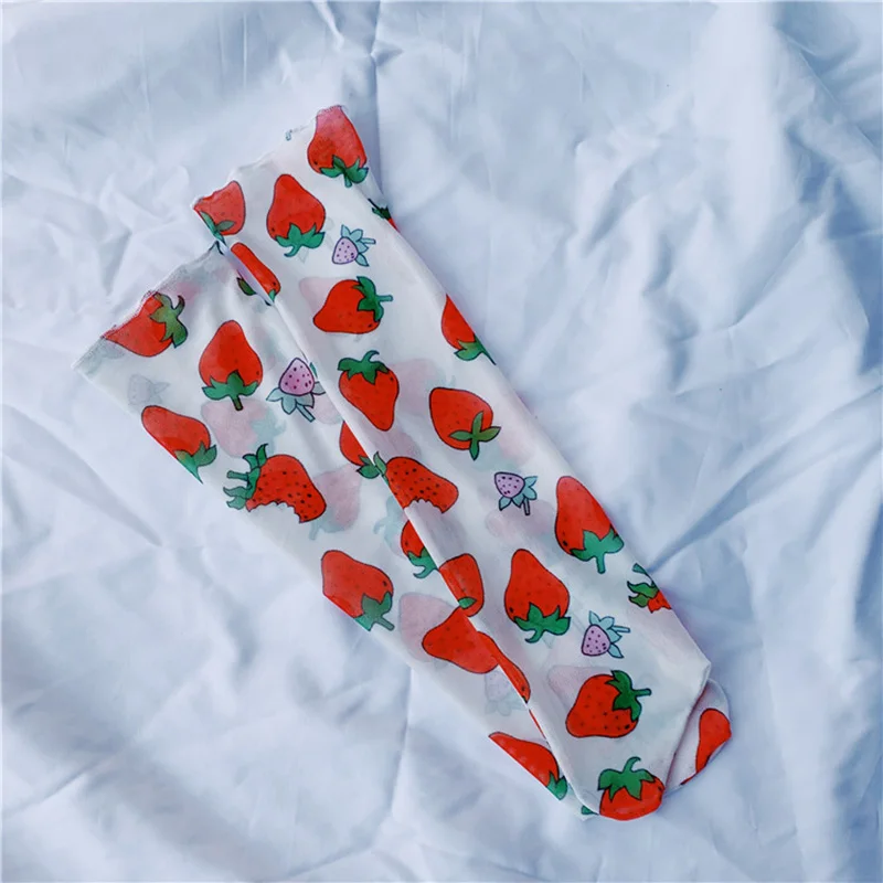 strawberry Модные шифоновые тюлевые носки с изображением клубники для женщин, тонкие прозрачные сетчатые носки, женские гольфы, женское платье, чулочно-носочные изделия - Цвет: strawberry