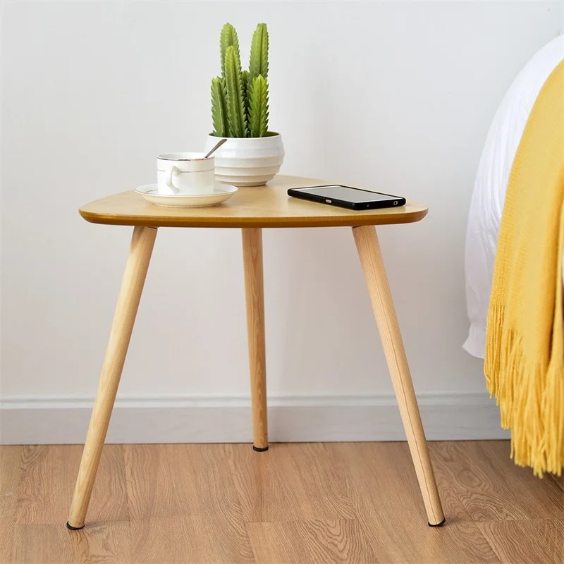 Треугольный столик для гостиной с верхним боковым концом журнальный высокого