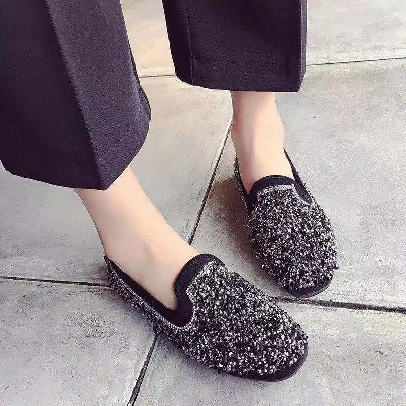 Новинка 2019 весенняя обувь украшенная стразами в горох женская модная