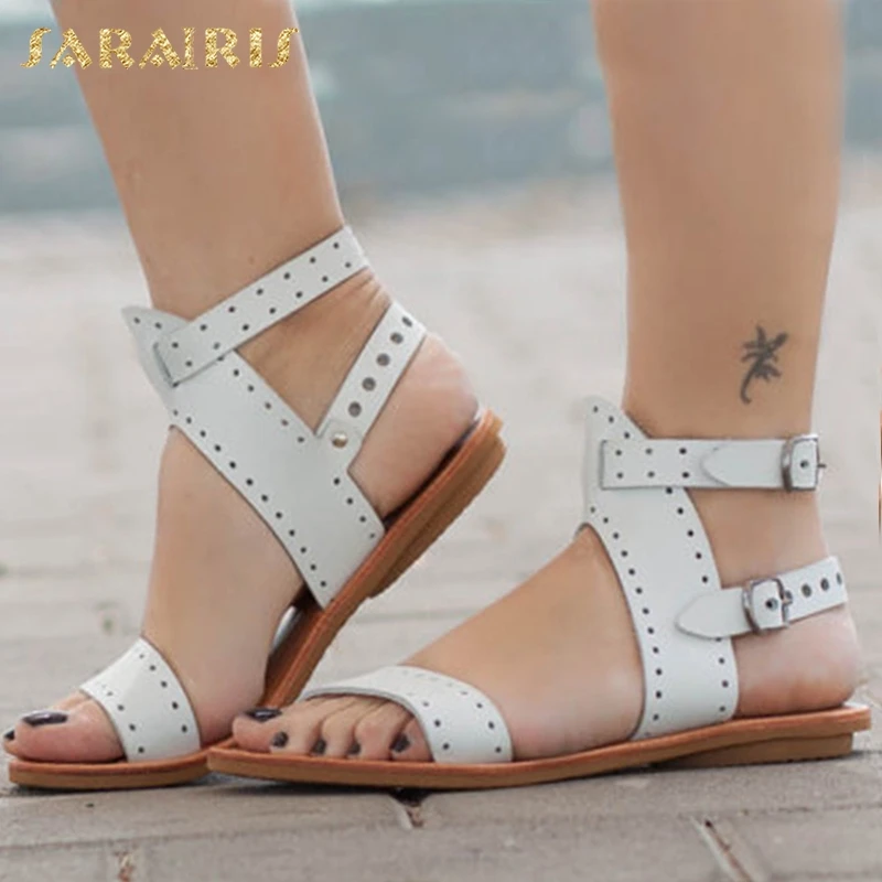 SARAIRIS/, Прямая поставка, лаконичные сандалии-гладиаторы на плоской подошве, большие размеры 35-43, женская летняя повседневная пляжная обувь для отдыха, женская обувь