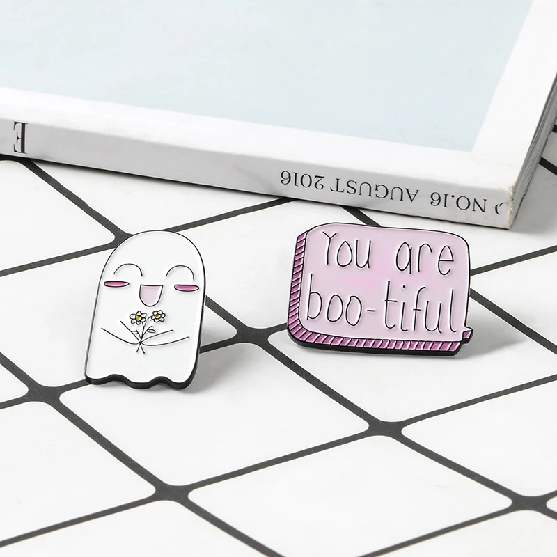 Невероятно милые домашние тапочки с надписью Boo tiful Призрак цветами в руках Салют