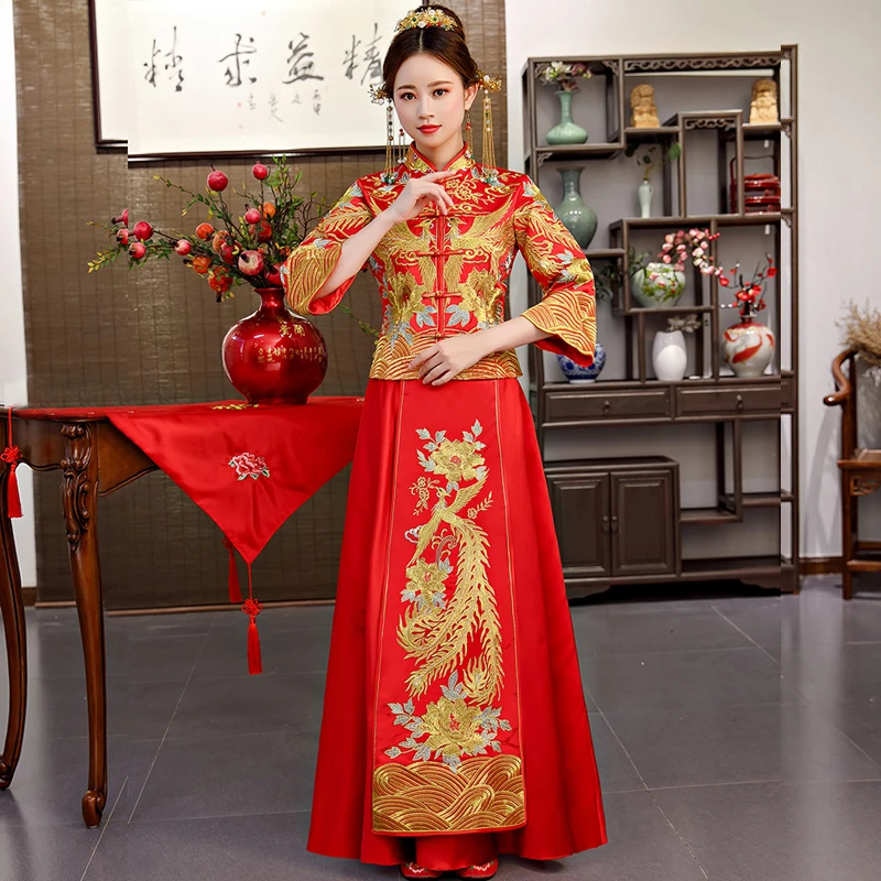 

Bride Cheongsam Vintage Chinese Style Wedding Dress Retro Toast Clothing Lady Embroidery Phoenix Gown Marriage Qipao red Clothes