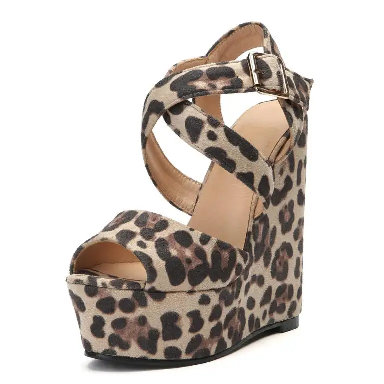 Leopard print Новинка; модные пикантные женские босоножки на высоком каблуке и платформе с леопардовым принтом и пряжкой; женские летние босоножки на танкетке; большие размеры 34-48; L967 - Цвет: Leopard print