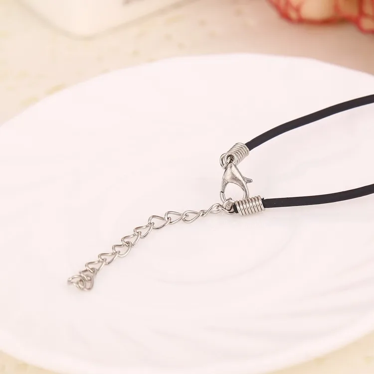 Ожерелье Снежная белая винтажное один раз в день карликовый кинжал