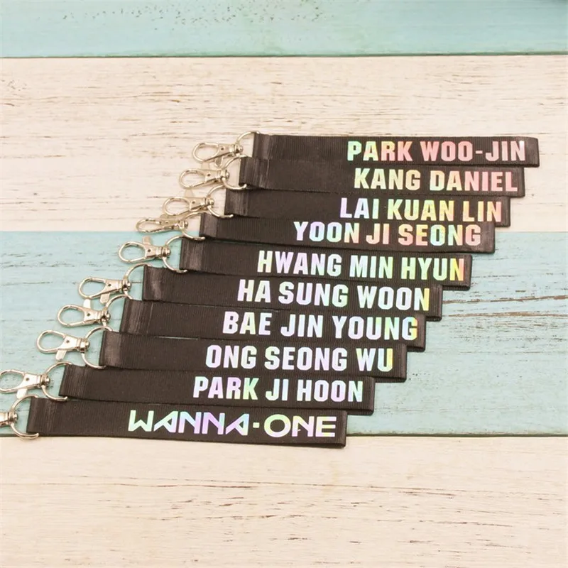 WANNA ONE Album брелок для ключей 11 человек двустороннее обесцвечивание название K pop