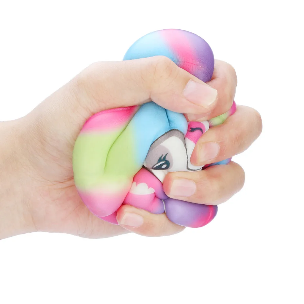 Сжимаемые милые камуфляжные сидячие деревья медленно восстанавливающие крем