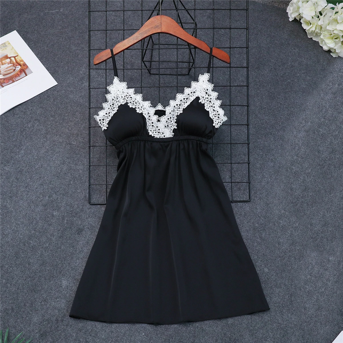 Сексуальный женский шелковистый халат для сна топ на бретелях ночная рубашка