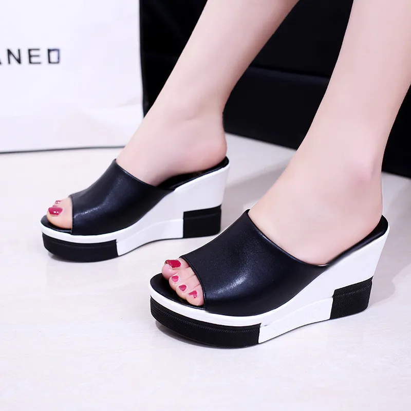 Thick-Bottom Sloped Women Slippers Summer 2019 New Fashion Tide Slides Women High-Heeled Wedges Platform Sandals Flip Flop Femme