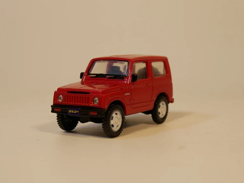 Красный AOSHIMA 1: 64 SUZUKI Jimny SJ30 модель автомобиля(пластиковый материал - Цвет: Красный