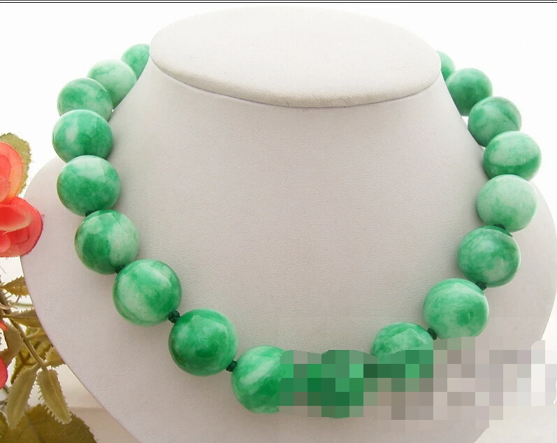 

Beautiful 14MM AA Necklace
