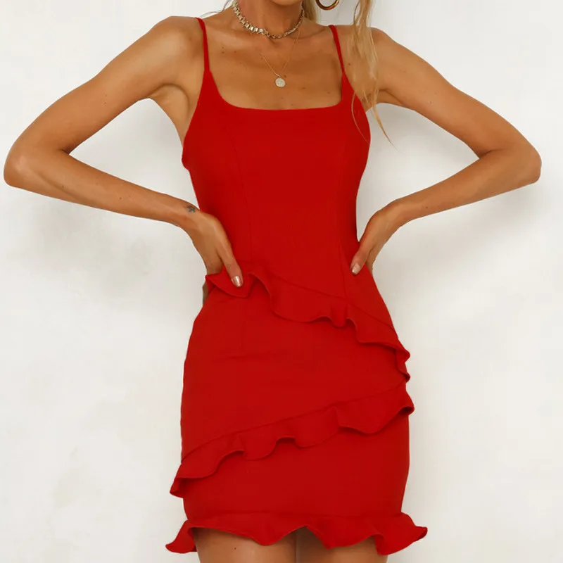 Элегантное женское платье облегающее без рукавов с оборками летнее вечернее на