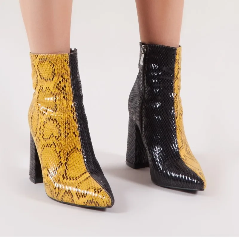 Новинка 2019 женские ботинки челси на молнии ботильоны со змеиным принтом модные - Фото №1