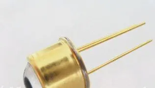 

Новинка 100%, яркий Ультрафиолетовый датчик (SFH530)