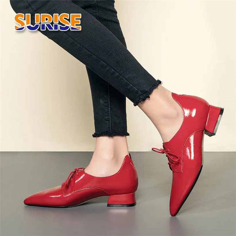 Туфли-оксфорды женские из мягкой лакированной кожи британский стиль заостренный