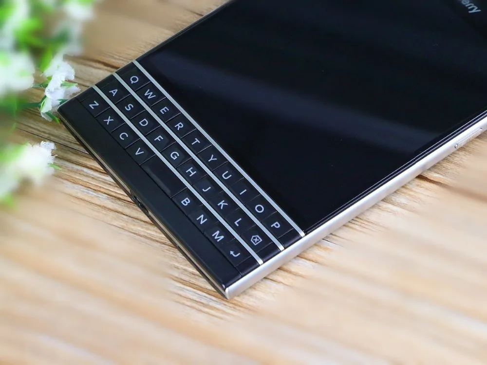 Разблокированный Blackberry passport Q30 четырехъядерный LTE 3 ГБ ОЗУ 32 Гб ПЗУ 13,0 МП мобильный телефон BlackBerry OS