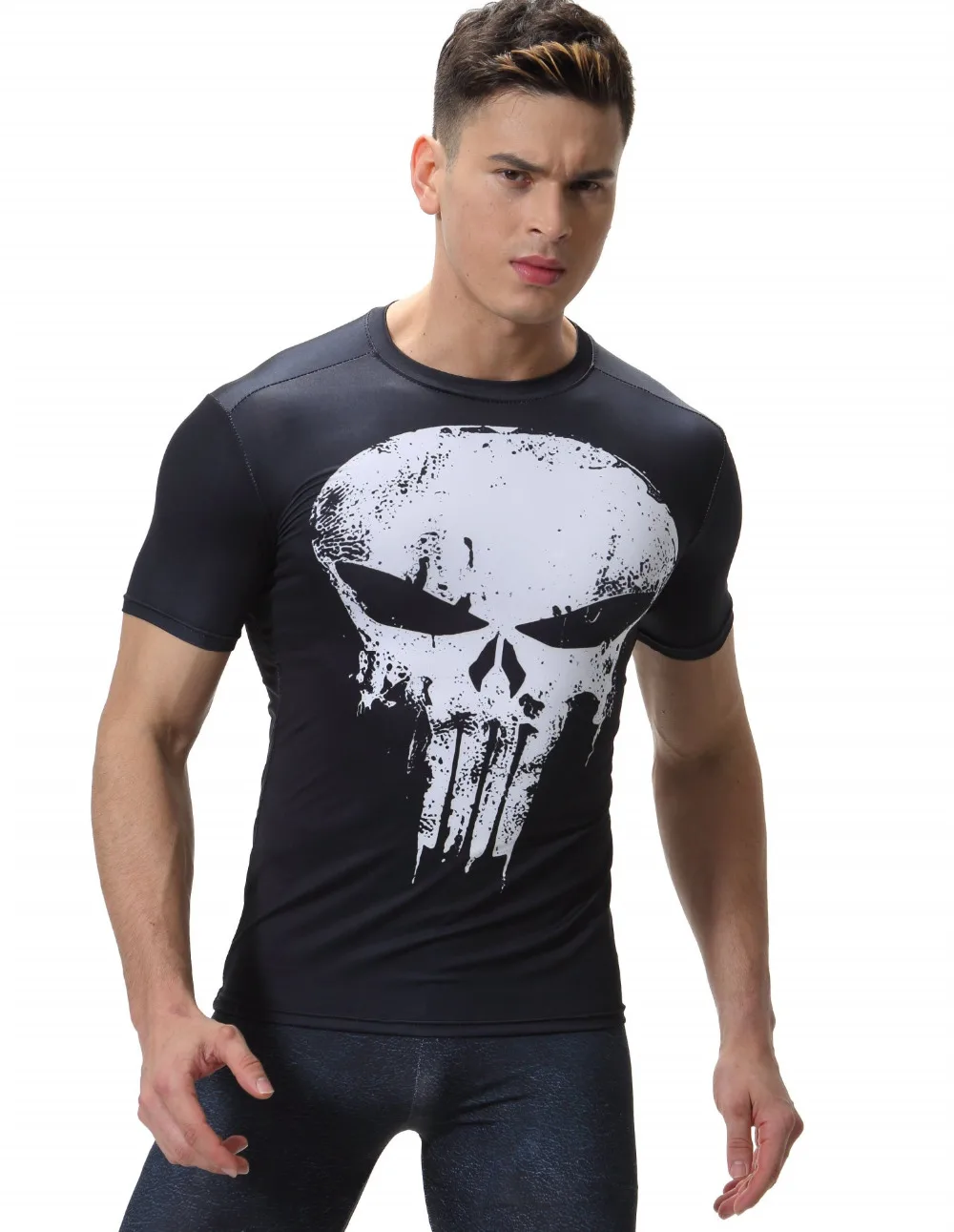 Красная мужская футболка с коротким рукавом принтом героя черно-белая | Спорт и