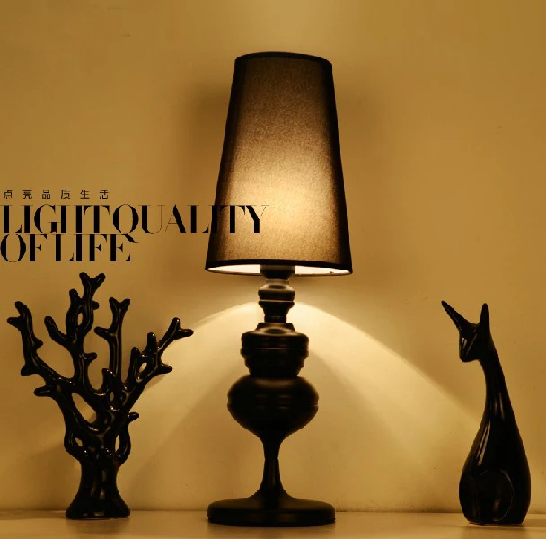 Маленький размер настольная лампа Испания телохранитель Милан выигрышный