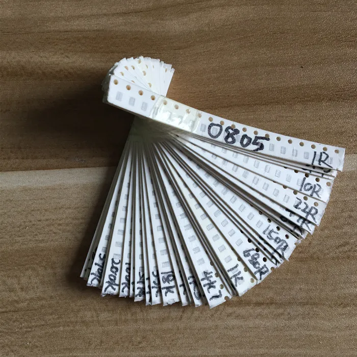Набор резисторов 2000 SMD 0805 шт. набор в ассортименте 1 ОМ Ом 5% 80 ценностей 25 =