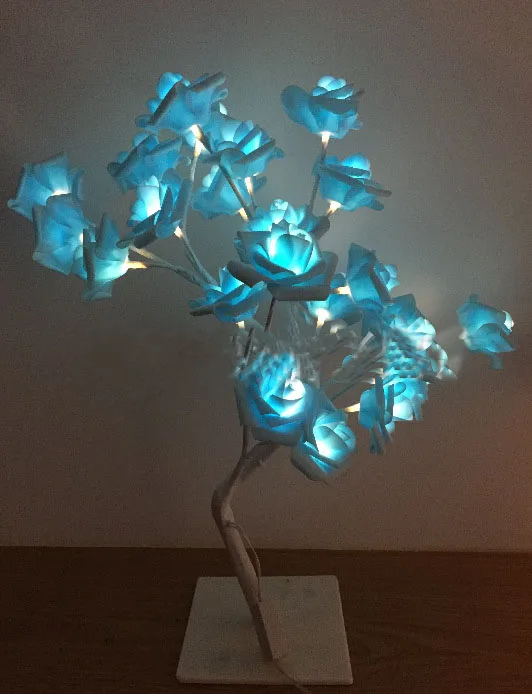 Blue Rose Настольная лампа с изображением розового дерева, светодиодный светильник-гирлянда, Регулируемый Настольный светильник с розовыми розами, свадебные, вечерние, для спальни, для домашнего декора, EU, US plug - Испускаемый цвет: Blue Rose