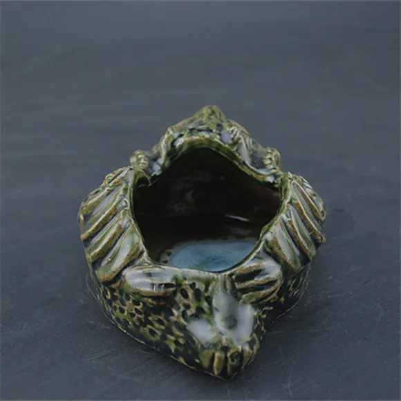 Qianlong year fambe toad с маленькой цветной глазурью антикварное фарфоровое украшение для