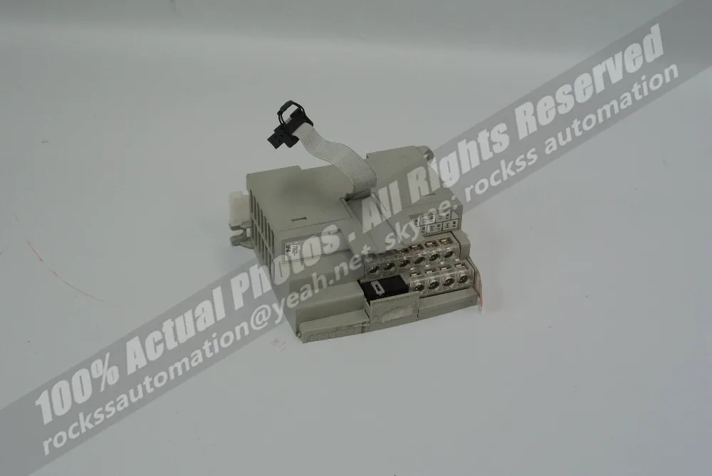 

Модуль 1762-IT4 B, используемый в хорошем состоянии, с свободной фотографией