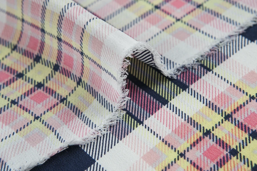 Клетчатый узор с желтым розовым принтом чистый Шелковый материал из крепа 100%