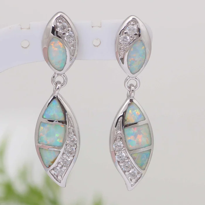 Брендовые дизайнерские серьги с белым опалом белые кубическим цирконием