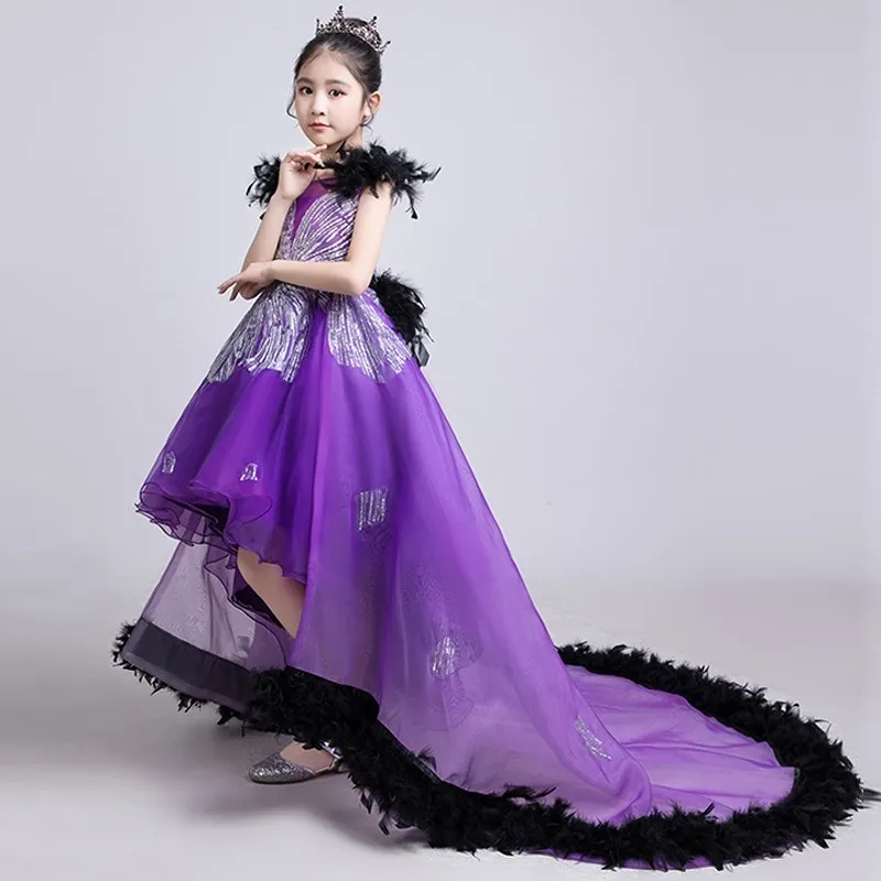 Роскошное короткое платье с цветочным узором спереди и длинной спинкой для