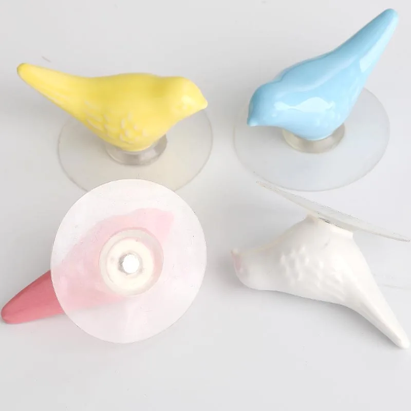 Ручки для детской комнаты с изображением птицы белые красные желтые синие