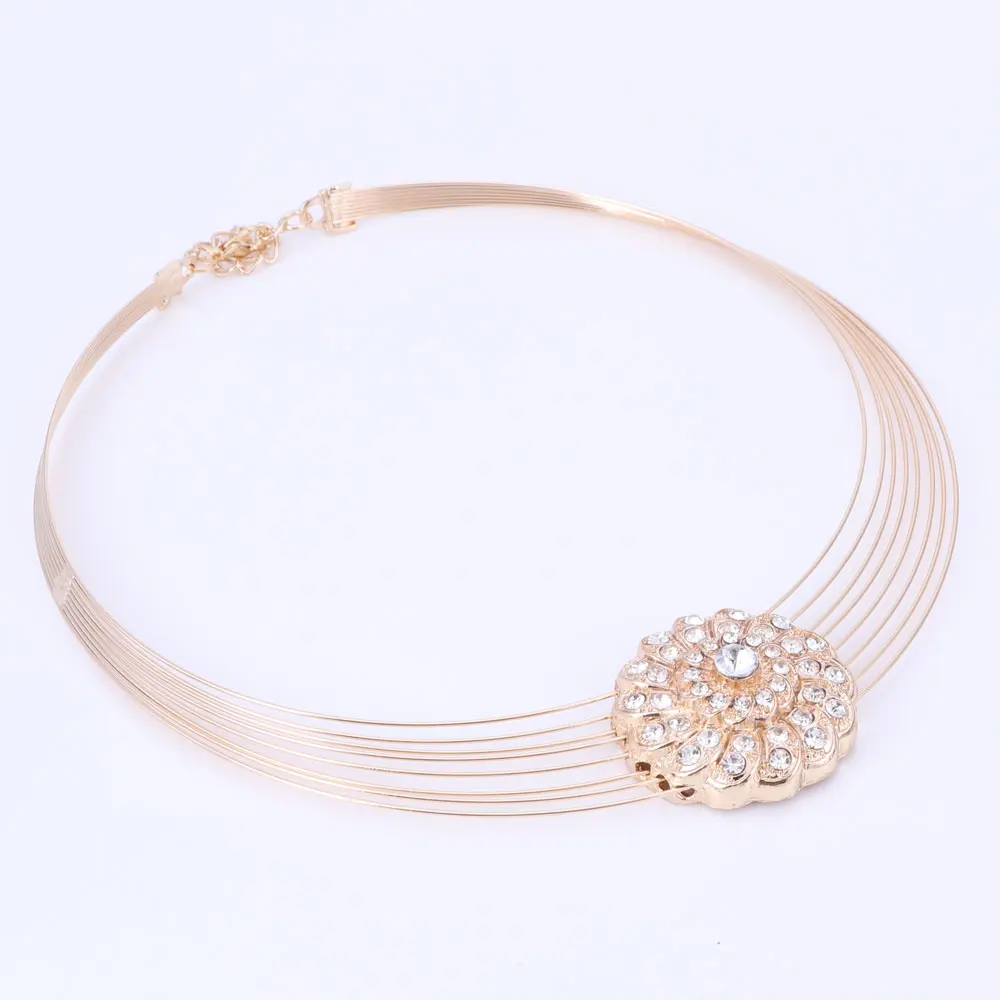 Комплект ювелирных изделий золотого цвета с африканскими бусинами колье цветком