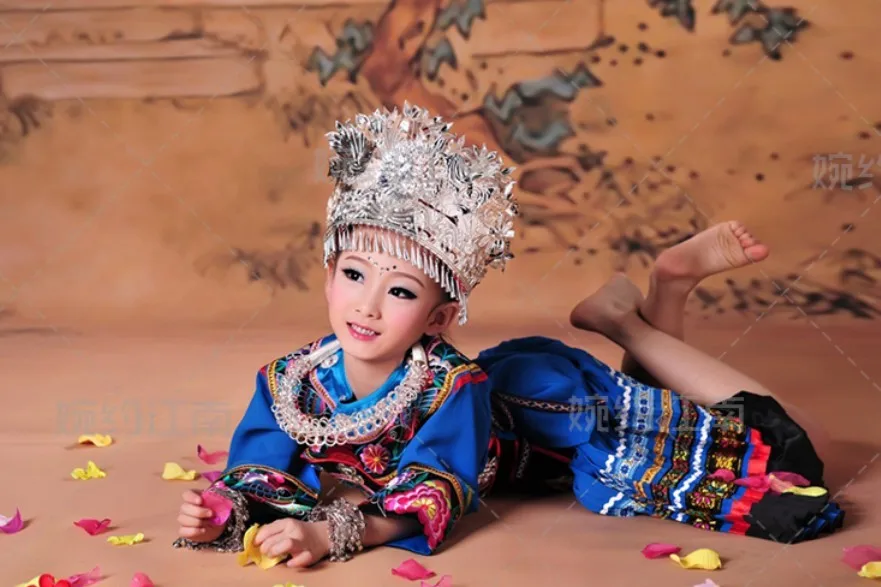 Детский костюм Tian Xian Mei для девочек из группы миниатюра Miao фотография или
