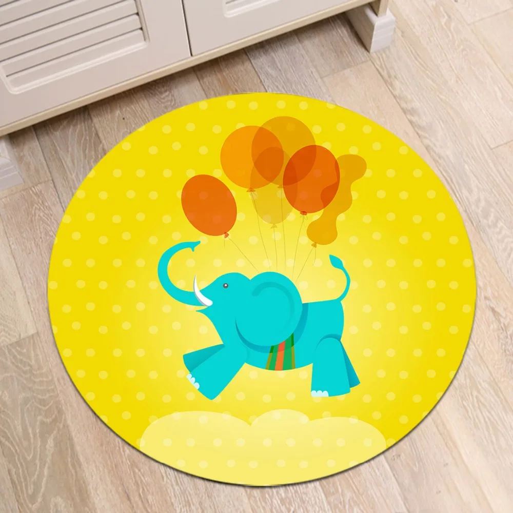 Забавный милый желтый слон играющий с воздушными шарами круглый ковер детский