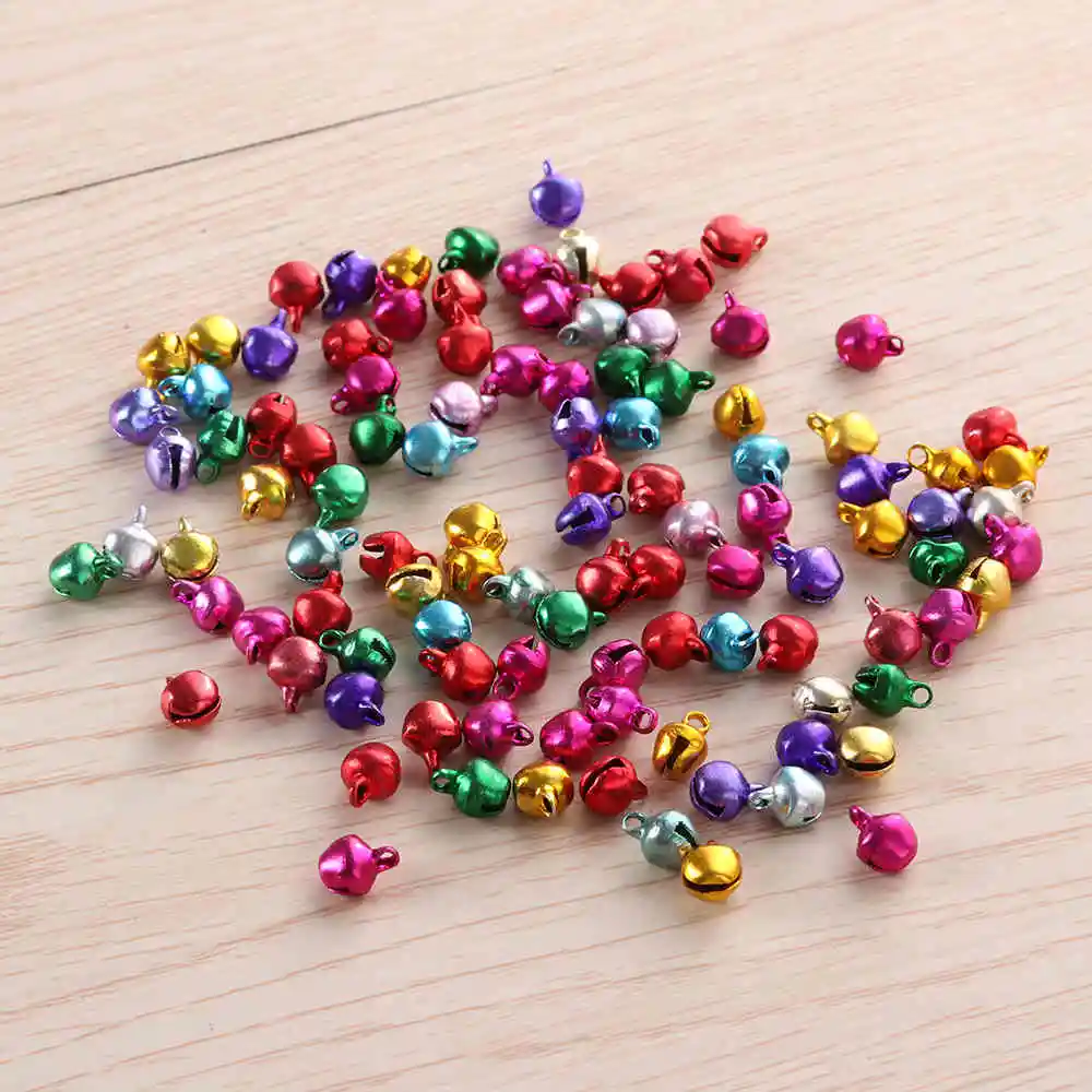 multicolor 100 шт Новые DIY Рождественские Подвески для колокольчиков подвески Jingle железные цветные свободные бусины крошечные колокольчики украшения - Цвет: multicolor
