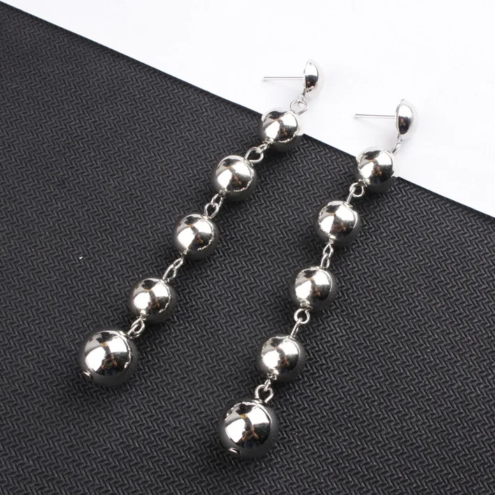 European Gold Silver Round Beaded Long Dangle Earrings For Women 2018 Exaggerated Big Ball Statement Punk Party Jewelry | Украшения и