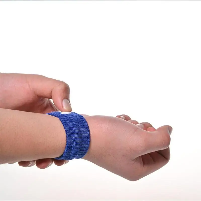 1 Pair Adjustable Anti Nausea Wristbands Carsickness Seasick Wrist Bands for Plane Car Boat Travel Random Color | Красота и здоровье