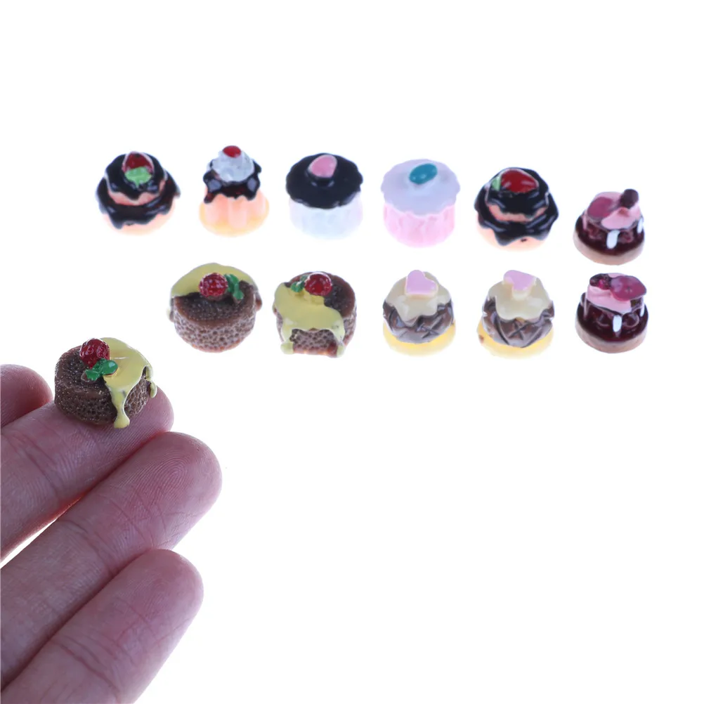 

5pcs/set 1:12 Simulation Resin Cake Model Mini Cake Dollhouse Miniature Food Scene Model Diy Doll House Accessories