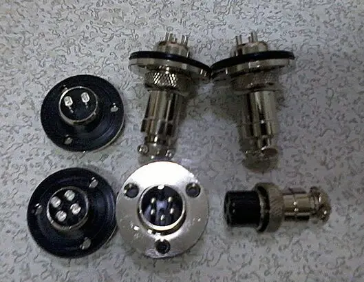 

Соединитель Женский, 5T, 5P, DF18, 18 мм, позолоченный, с тремя фиксированными фланцевыми гнездами, новый и оригинальный