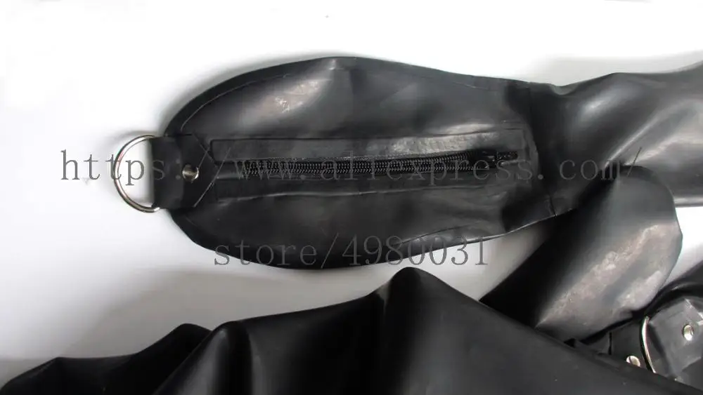 Бондаж мужской латексный с сетчатыми глазами 0 6 мм | Тематическая одежда и