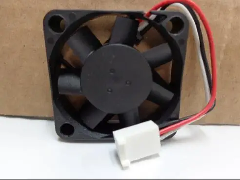 Оригинальный ME40100V1-0000-F99 5V 1,08 W 40*40*10 трехпроводной скоростной вентилятор