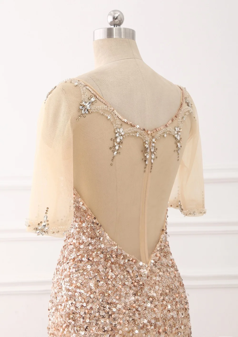 COM champanhe mangas curtas decote ilusao de Volta vestido de festa longo para casamento luxo CloverBridal высокое качество