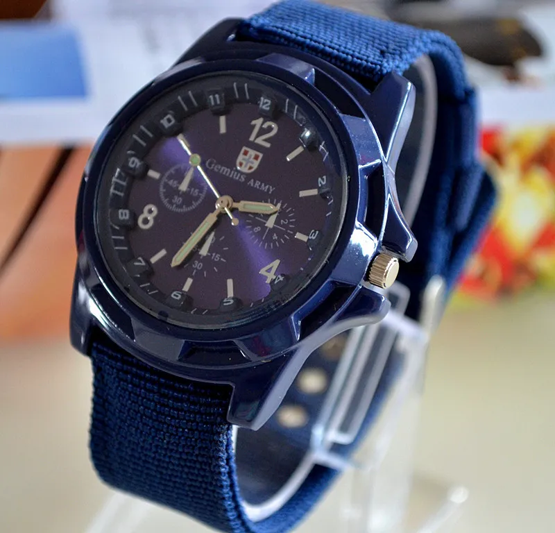 Мужские модные спортивные часы мужские кварцевые аналоговые с датой кожаные