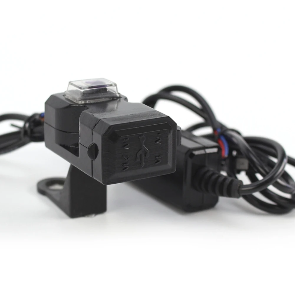 Водонепроницаемое зарядное устройство для мотоцикла с двумя USB-портами 12-24 В |