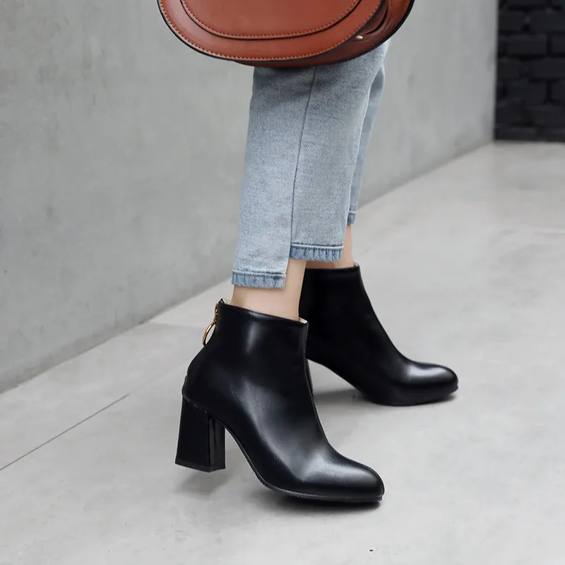 YMECHIC/Модные осенние ботинки в байкерском стиле на массивном высоком каблуке Цвет