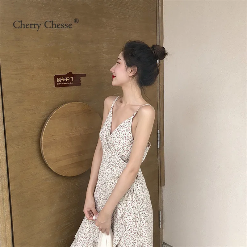 Cherry Chesse Винтаж платье с цветочным рисунком Империя Spaghrtti ремень плиссированное