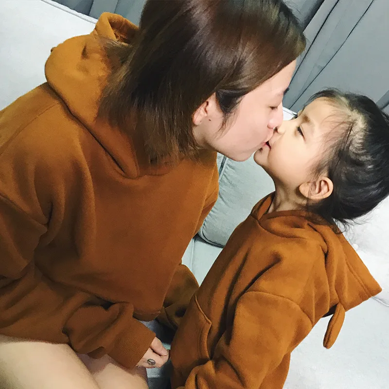 Толстовка с капюшоном для мальчиков одежда мамы и сына дочки Семейный комплект