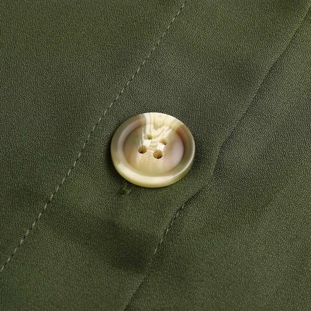 Летнее платье женское с рукавом 3/4 треугольным вырезом на кнопках повседневное