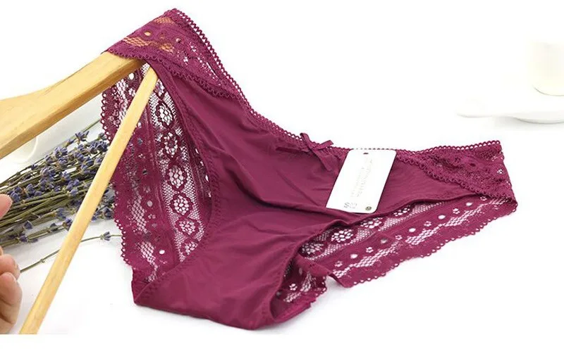 New Arrival Women's Sexy Lace Panties Seamless Panty For Female Brand Design Briefs Thong Underwear M L Size UN70027+35